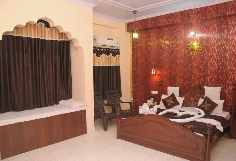 Mahal Rajwada Resort