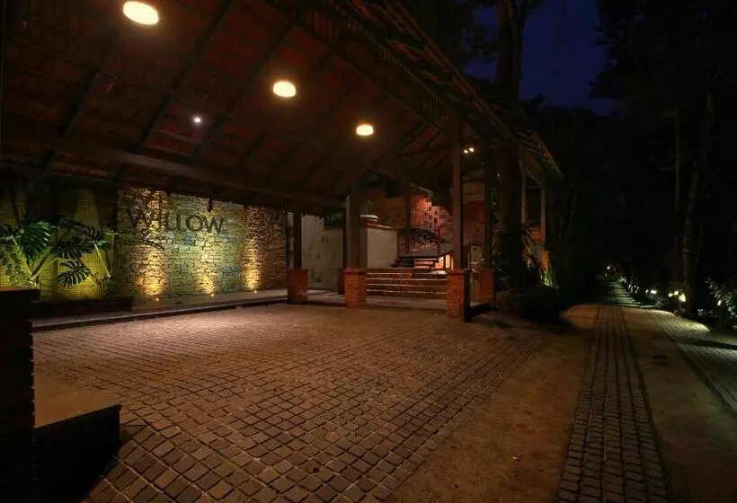 Willow Resorts