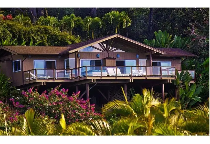 Aamiaismajoitus (B&B) Adventure In Paradise