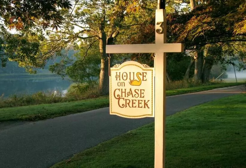 ベッドアンドブレックファースト House On Chase Creek