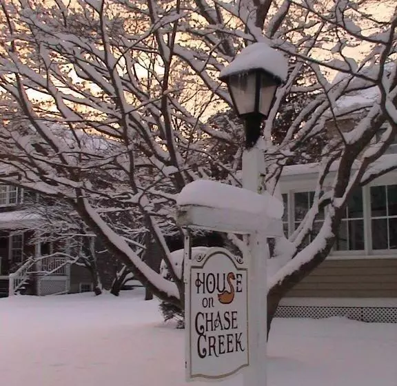 ベッドアンドブレックファースト House On Chase Creek