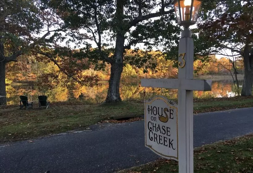ベッドアンドブレックファースト House On Chase Creek