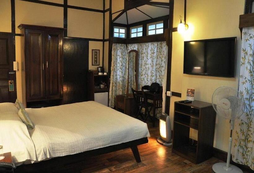 Cafe Shillong Bed And Breakfast