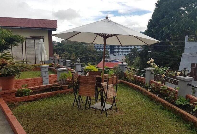 Cafe Shillong Bed And Breakfast