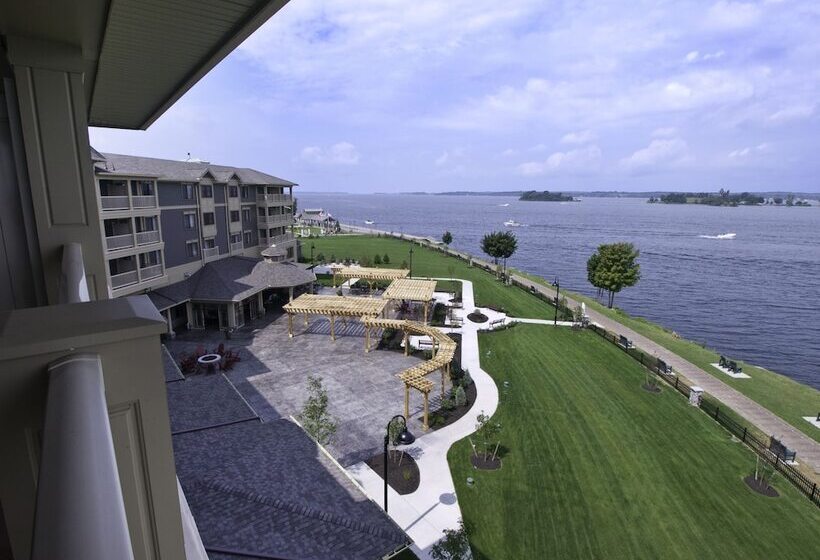 בית מלון כפרי 1000 Islands Harbor