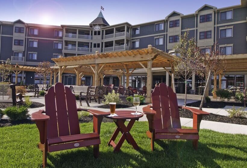 בית מלון כפרי 1000 Islands Harbor