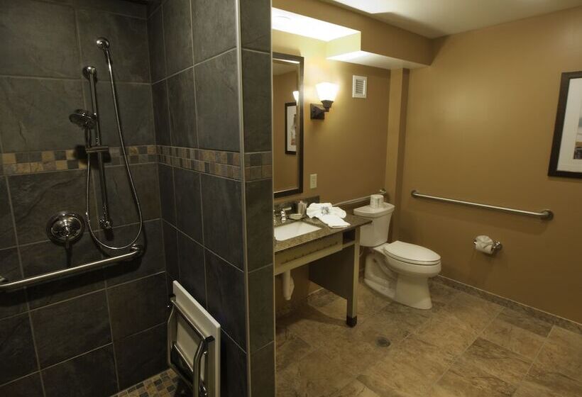 בית מלון כפרי 1000 Islands Harbor