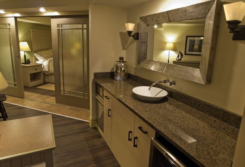 בית מלון כפרי 1000 Islands Harbor