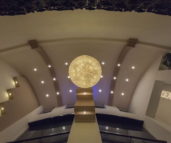 Отель East Park