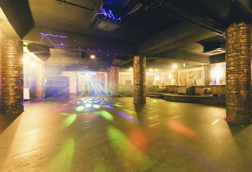 Отель East Park