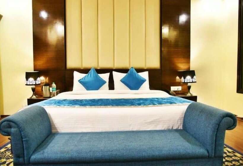 Отель Indraprastha Resort Dalhousie