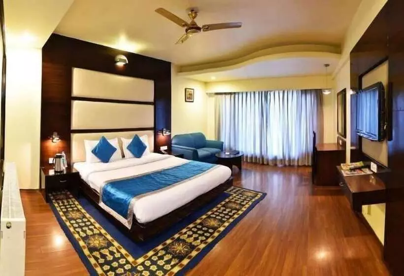 ホテル Indraprastha Resort Dalhousie