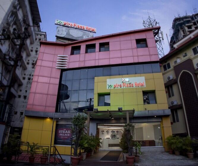 Metro Plaza Hotel By Rak Rooms, Mangaluru