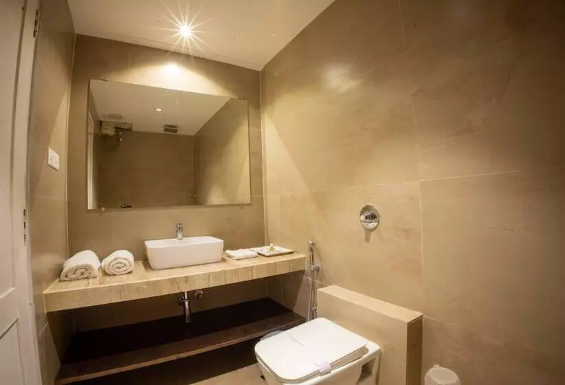 Metro Plaza Hotel By Rak Rooms, Mangaluru