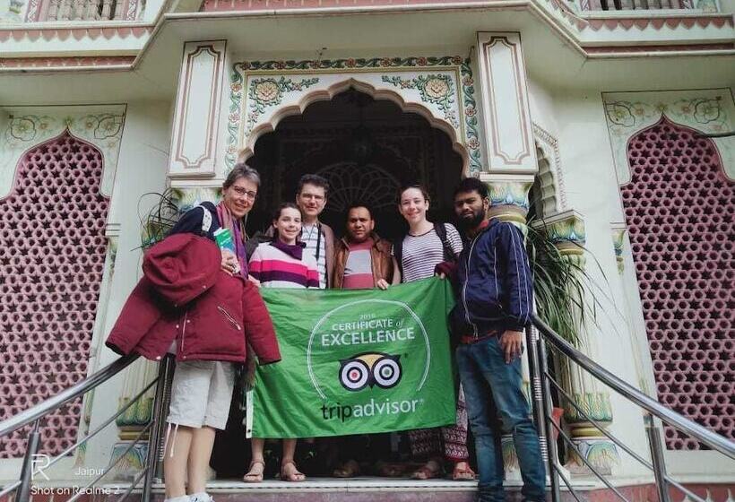 هتل Moonlight Homestay & Hostel