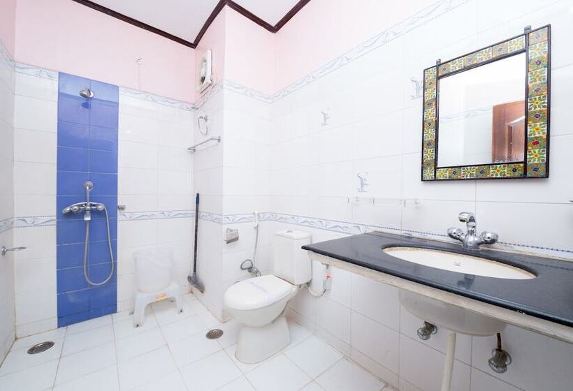 هتل Moonlight Homestay & Hostel