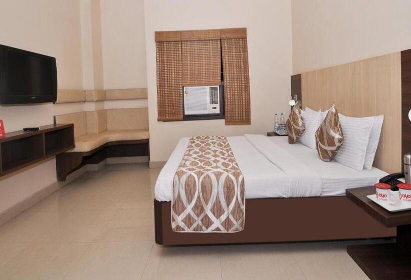 Sivamurugan Hotels