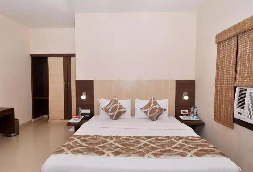 Sivamurugan Hotels