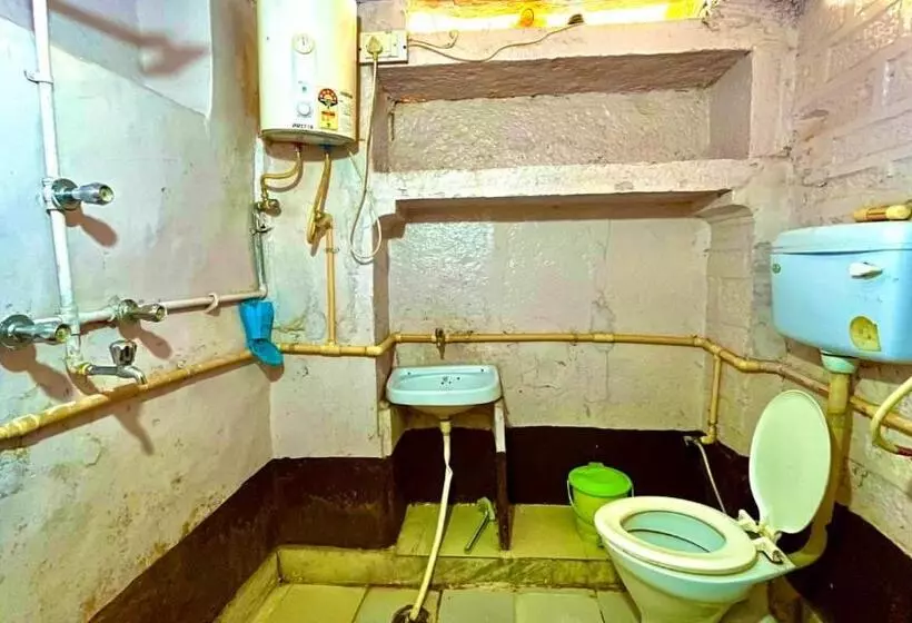 هتل Surja Guest House