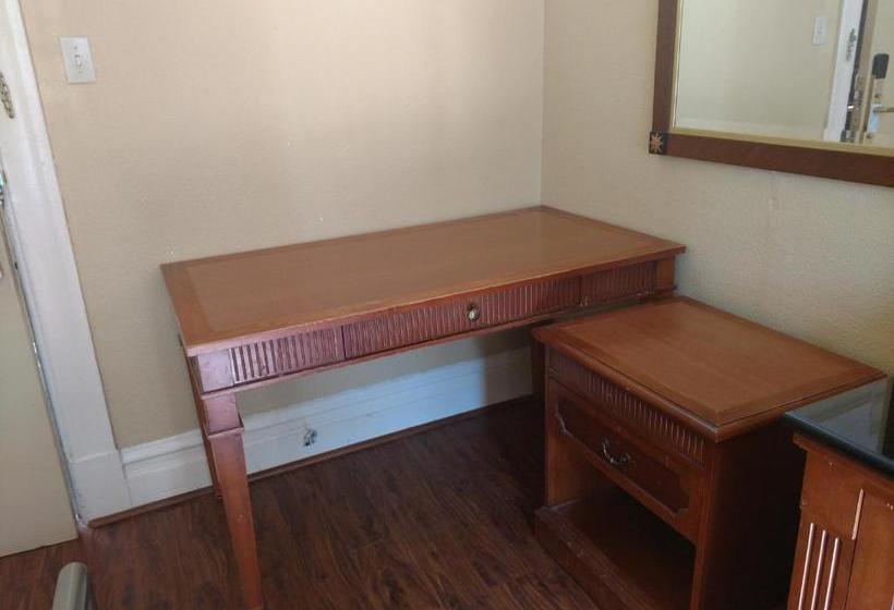 בית מלון כפרי Yale