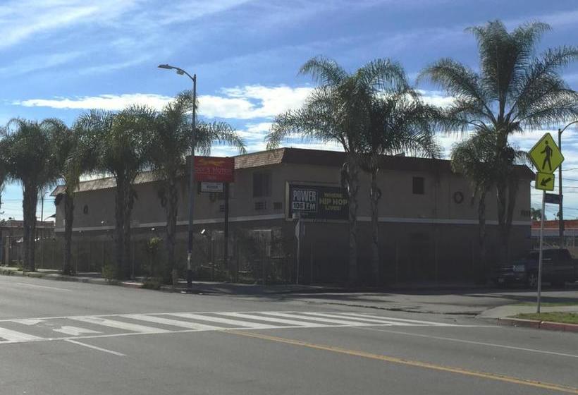 Мотель Foxy S Motor Inn On Florence & Hoover St