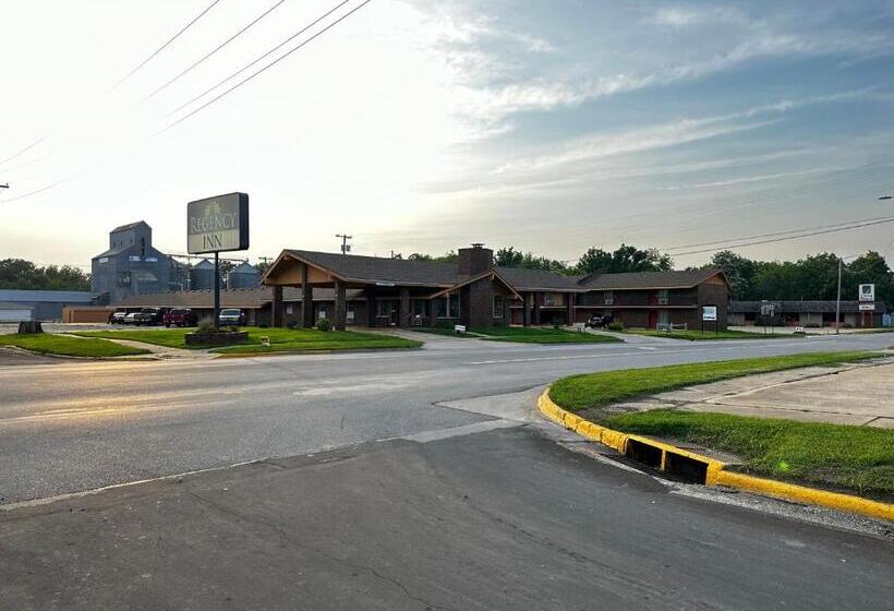Мотель Regency Inn Iola
