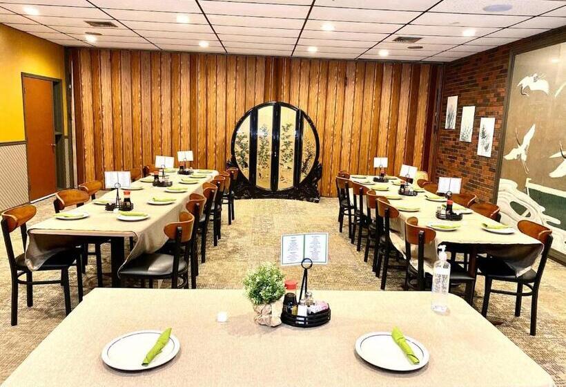 Мотель Regency Inn Iola