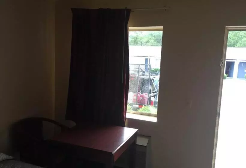 モーテル Rodeway Inn