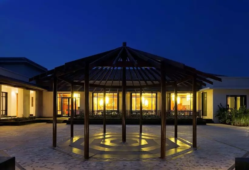 Radisson Blu Resort & Spa Alibaug