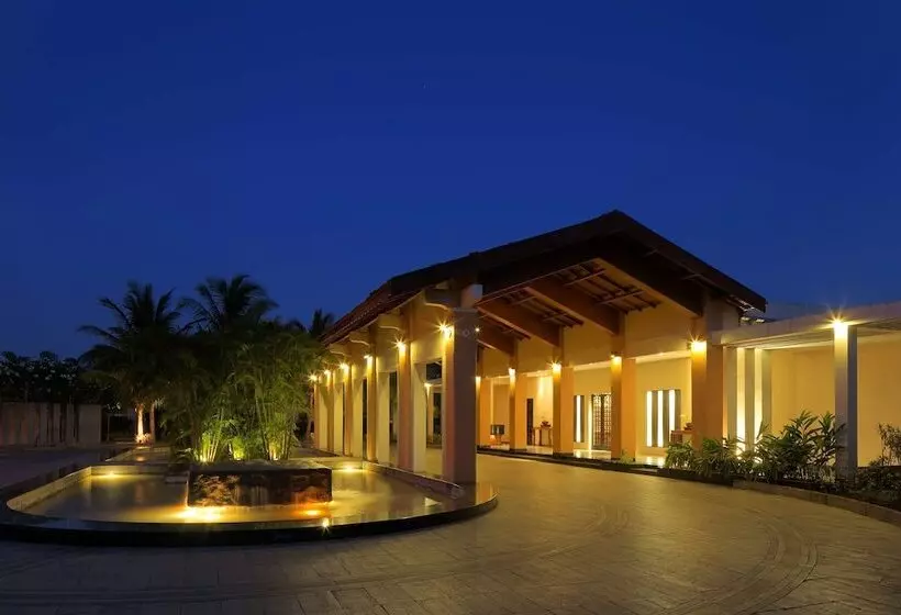 Radisson Blu Resort & Spa Alibaug