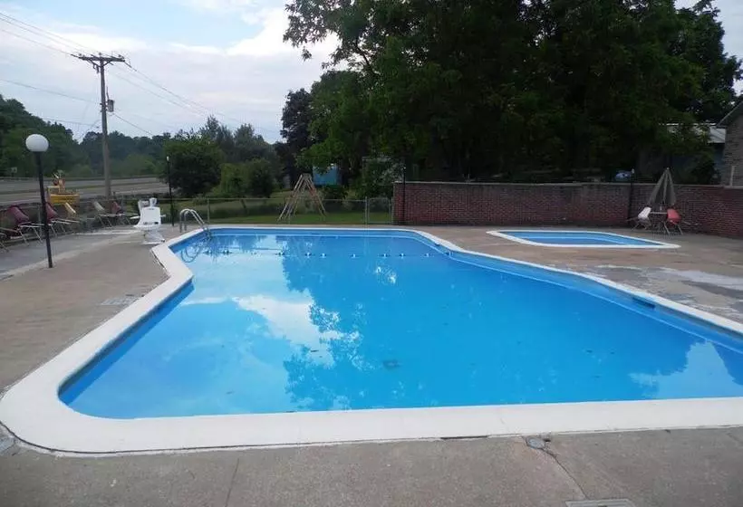 Tazewell Motel