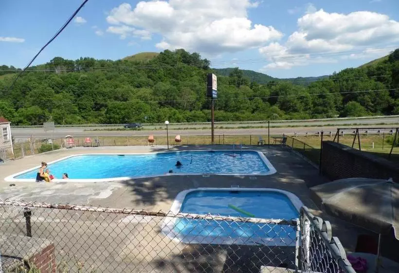 Tazewell Motel