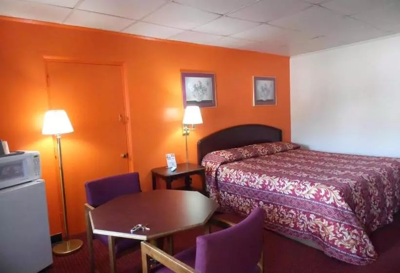 Tazewell Motel