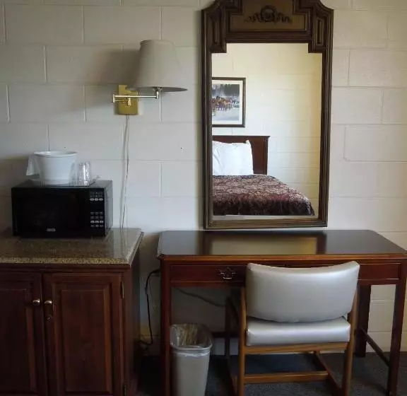 The Pines Motel