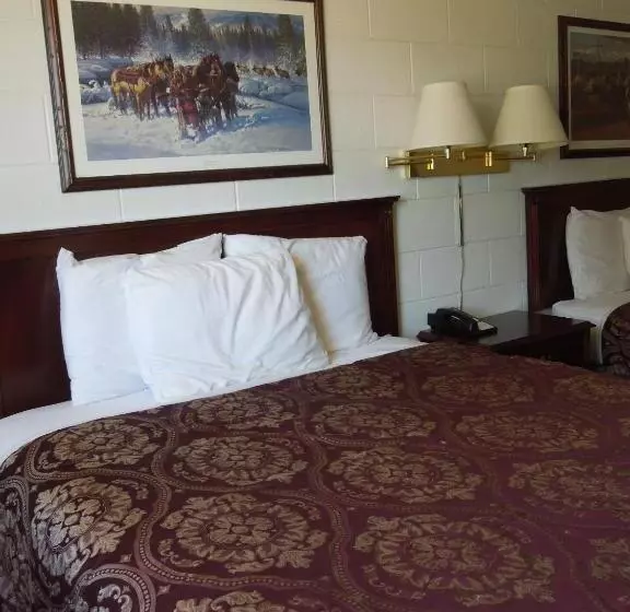 The Pines Motel