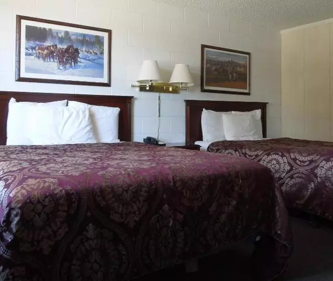 The Pines Motel