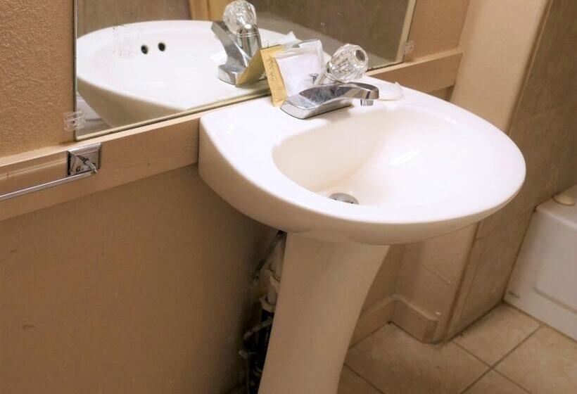 White Mountain Motel