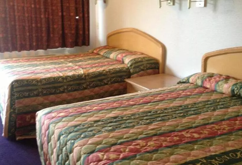 All 8 Motel