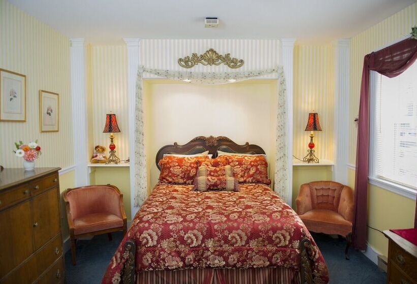 مبيت وإفطار Anne's White Columns Inn