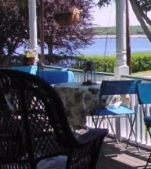 ベッドアンドブレックファースト The Stirling House Waterfront Inn Greenport