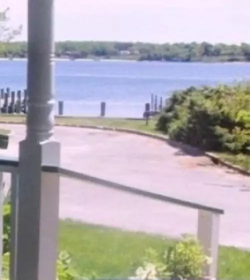 ベッドアンドブレックファースト The Stirling House Waterfront Inn Greenport