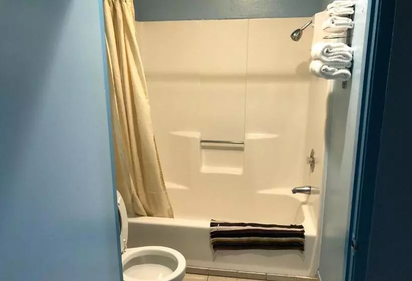 Chester Inn Motel