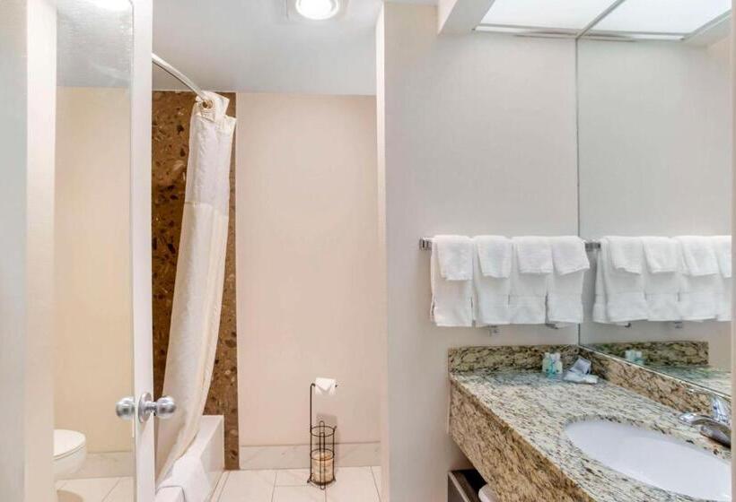 هتل Quality Suites Moab Near Arches National Park