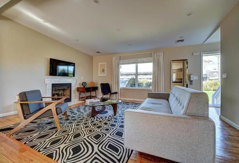 בית מלון כפרי The Montauk Beach House