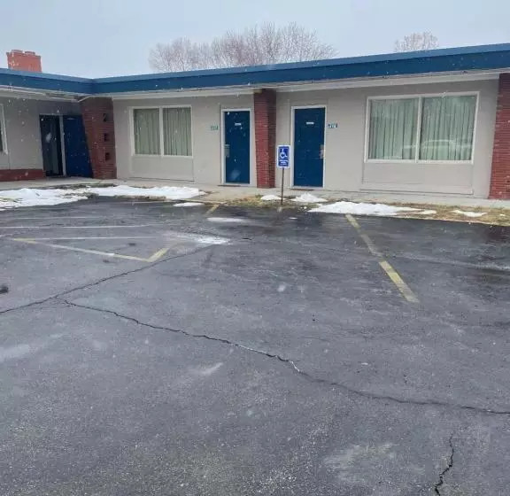 モーテル American Motor Inn   Rock Island