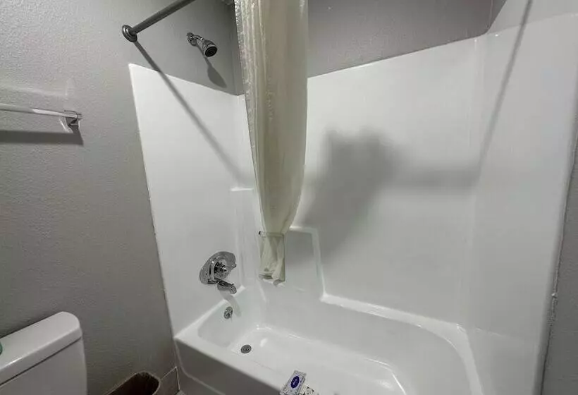 Motelli Budget Inn Muskogee