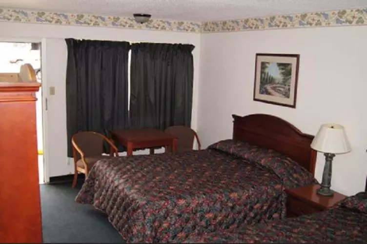 モーテル Budget Inn