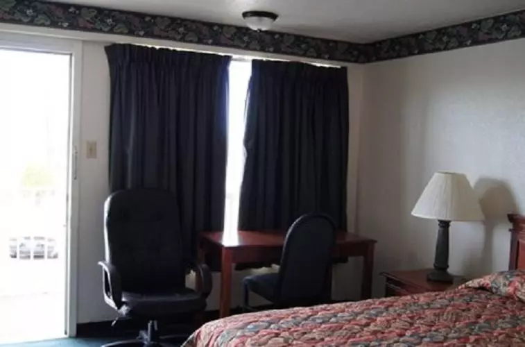 モーテル Budget Inn