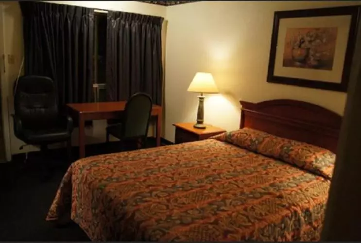 モーテル Budget Inn