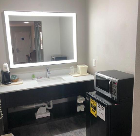 Motel Diboll Inn And Suites